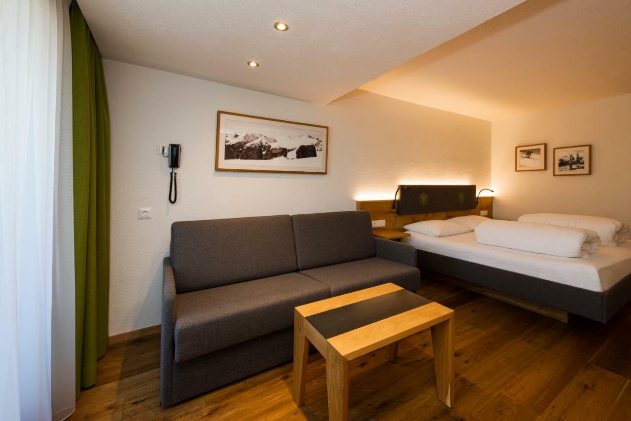Hotel Bergkranz Mieders Bagian luar foto